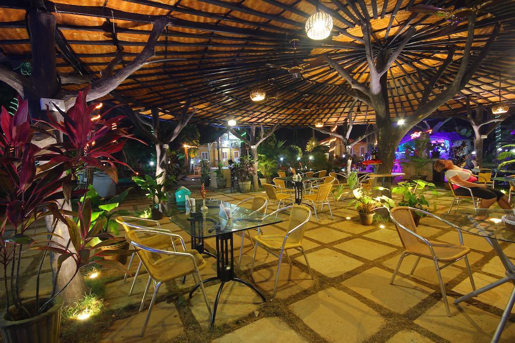 อลากัว รีสอร์ต Hotel บีตาลบาติม ภายนอก รูปภาพ